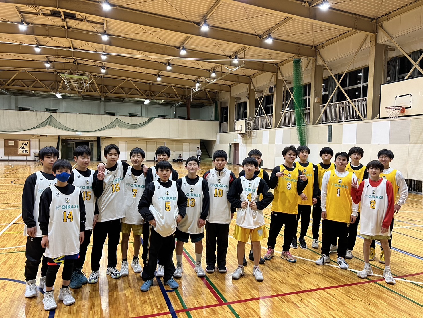 バスケットボールクラブチーム「K-magic BasketballClub」様へのビブス贈呈について